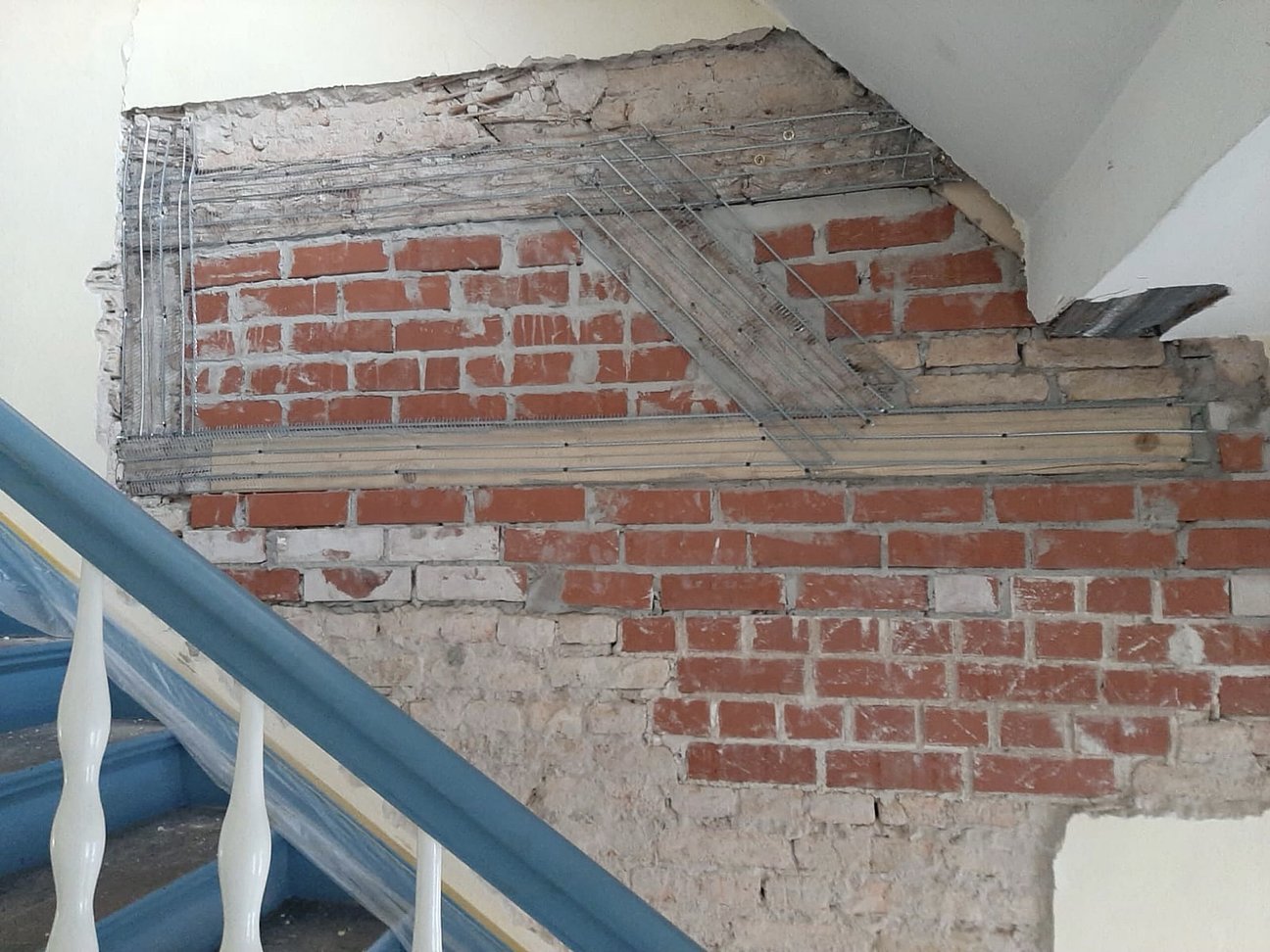 Trockenbauarbeiten mit Gipsfaserplatten - stabil und brandsicher